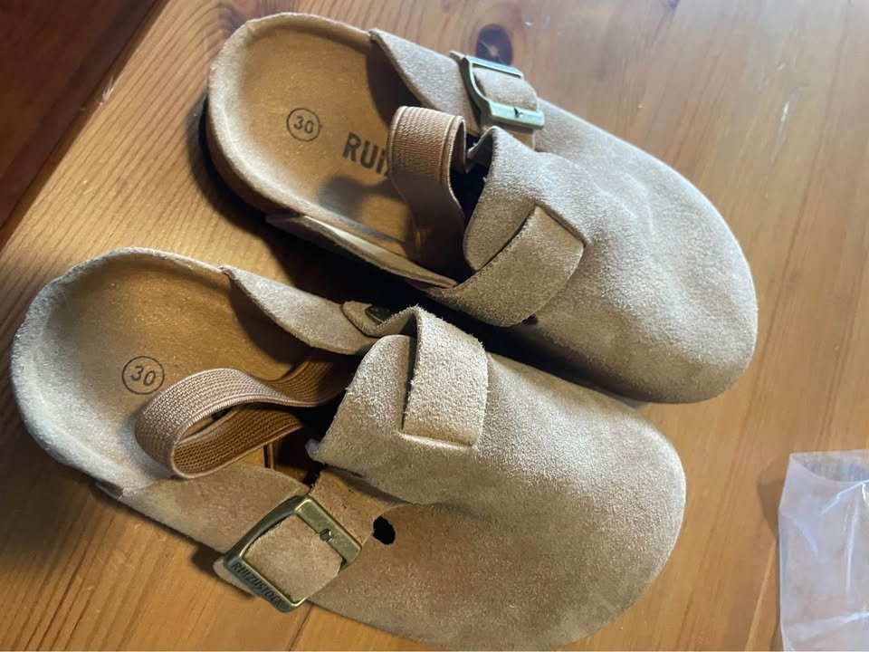 New Girls’ Sandals (Size 12.5) - photo 2