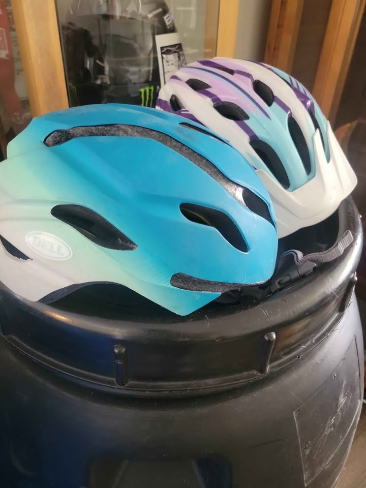 2 youth size kids helmets - $22 for both - photo 4