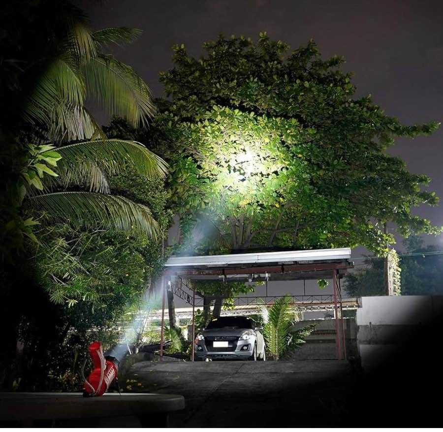 GearLight High Lumen Waterproof LED Spotlight - photo 5