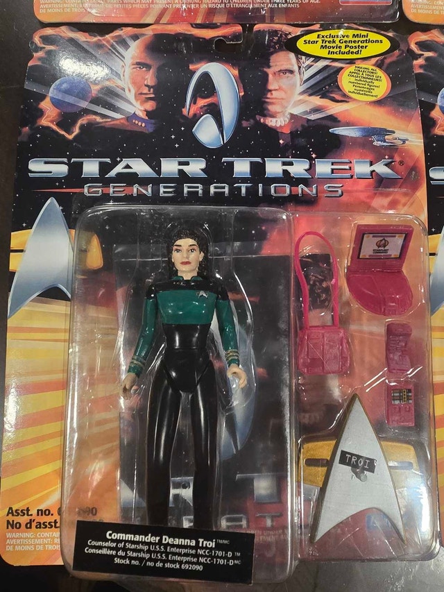 Playmates Star Trek Figures - photo 3