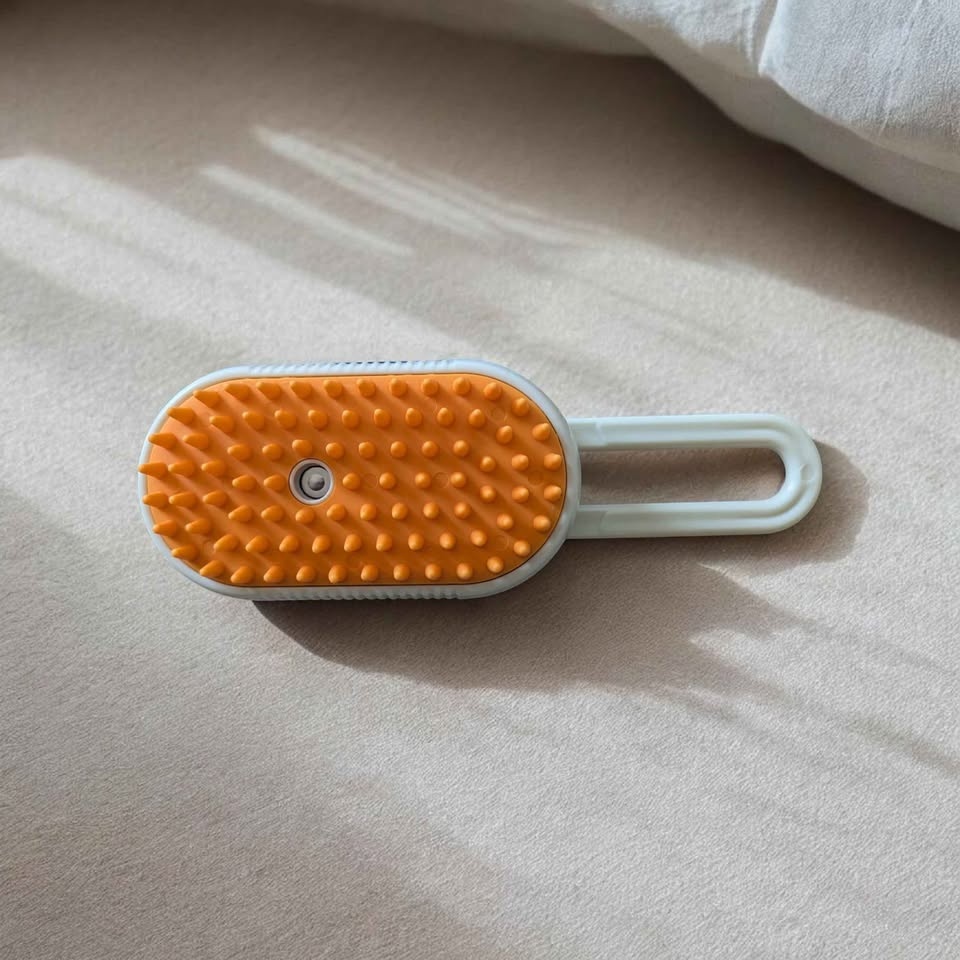 Steam Spray Pet Grooming Brush - photo 3