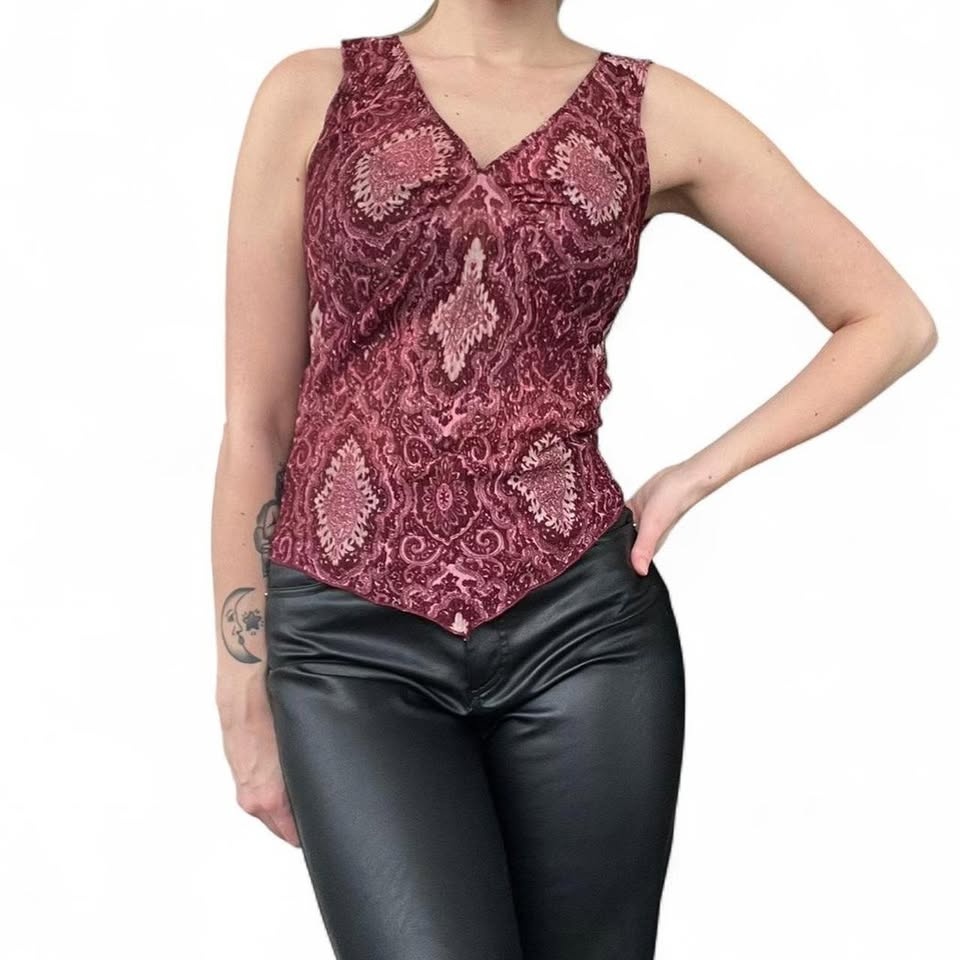 Vintage Burgundy Paisley V-Neck Tank Top - photo 5
