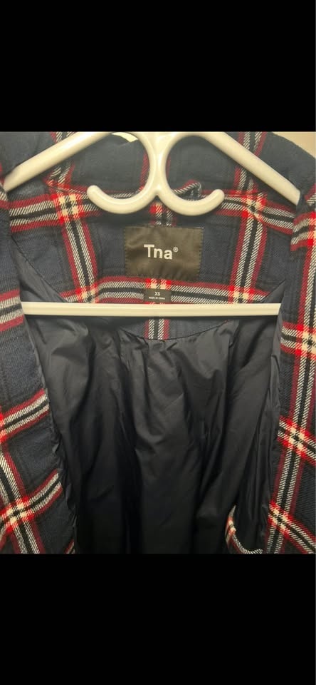 Aritzia TNA Spring/Fall Baggy Jacket - photo 2