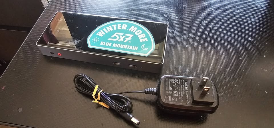 QGeeM 13-IN-1 Universal USB Docking Station (Model 3901) - photo 2