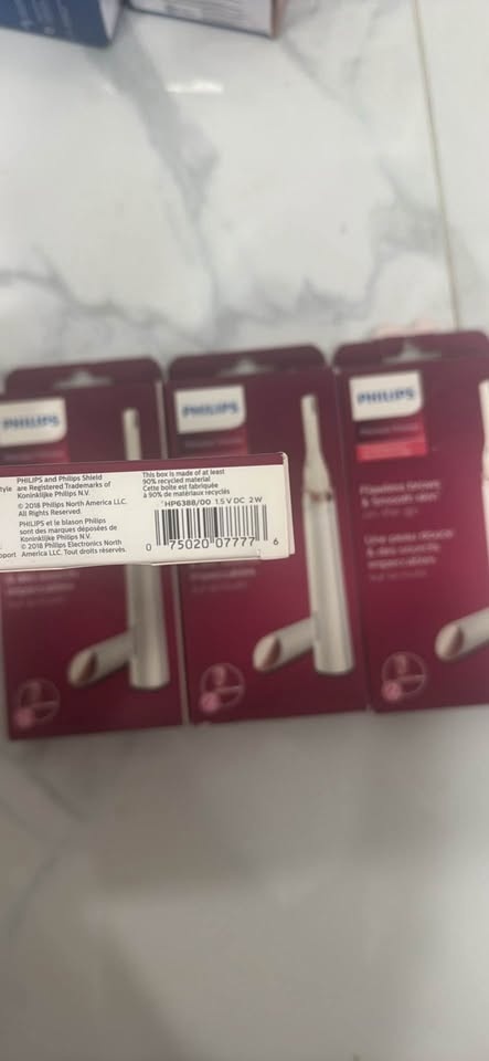 New Philips Precision Trimmer for Brows & Smooth Skin - photo 2