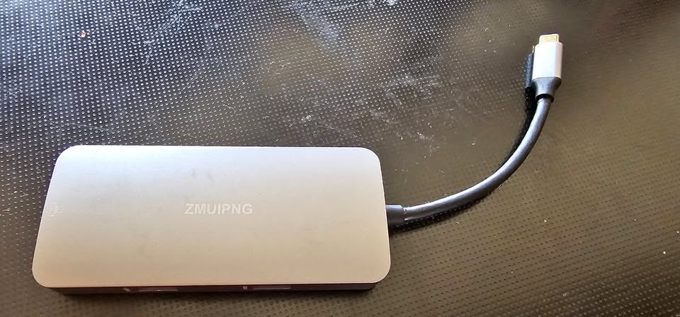 ZMUIPNG 7-In-1 USB C Hub