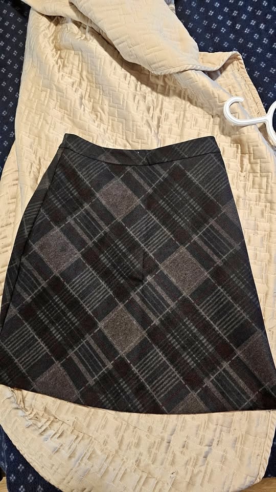 Margaret M chess-pattern skirt, size XS
