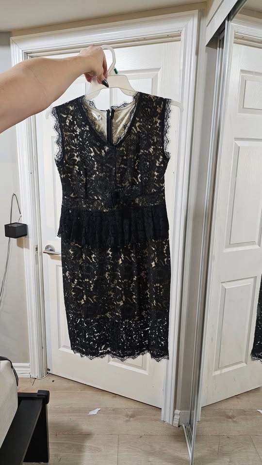 Gorgeous Embroidered Black Dress Size XL (fits like L) - photo 2