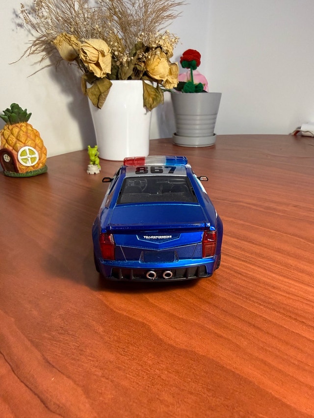 Jada 1/24 Police Diecast Car (Transformers Style) - photo 3