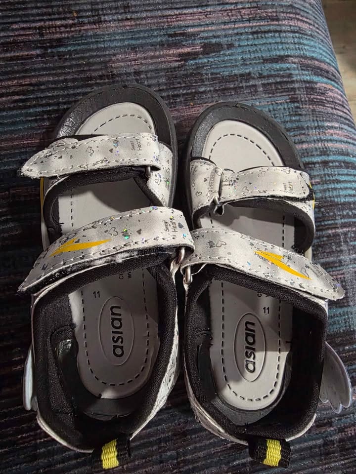 New Sandals - photo 3
