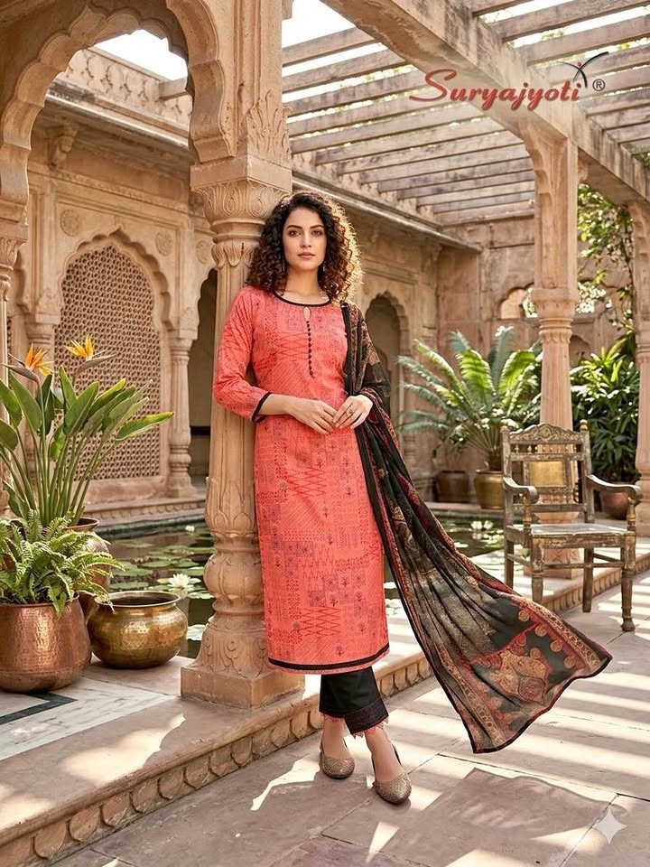 Material Peach & Black Kurta Set w Dupatta