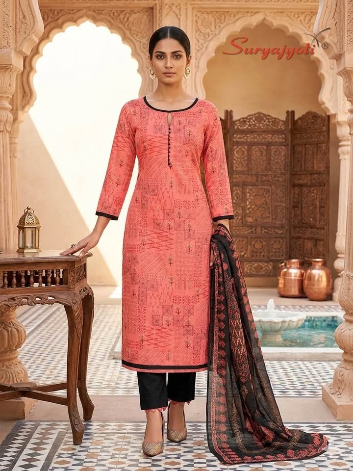 Material Peach & Black Kurta Set w Dupatta - photo 3