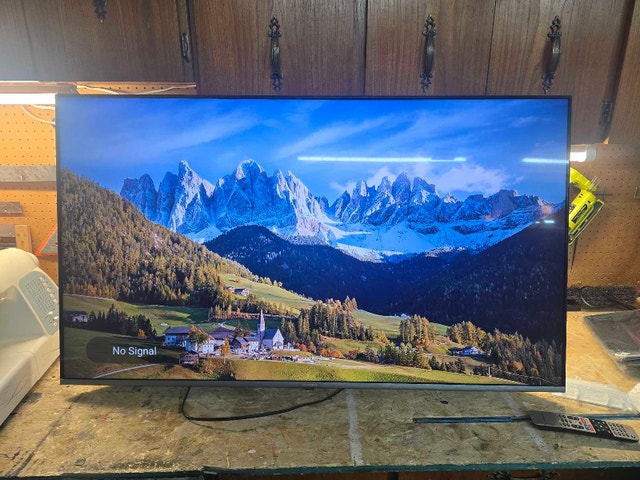 Skyworth 55Q20300 55-inch LED TV