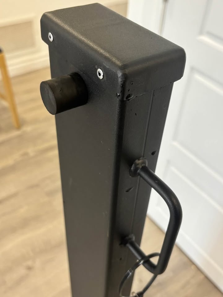Fold to Flat Security Post - CDN Made - photo 4