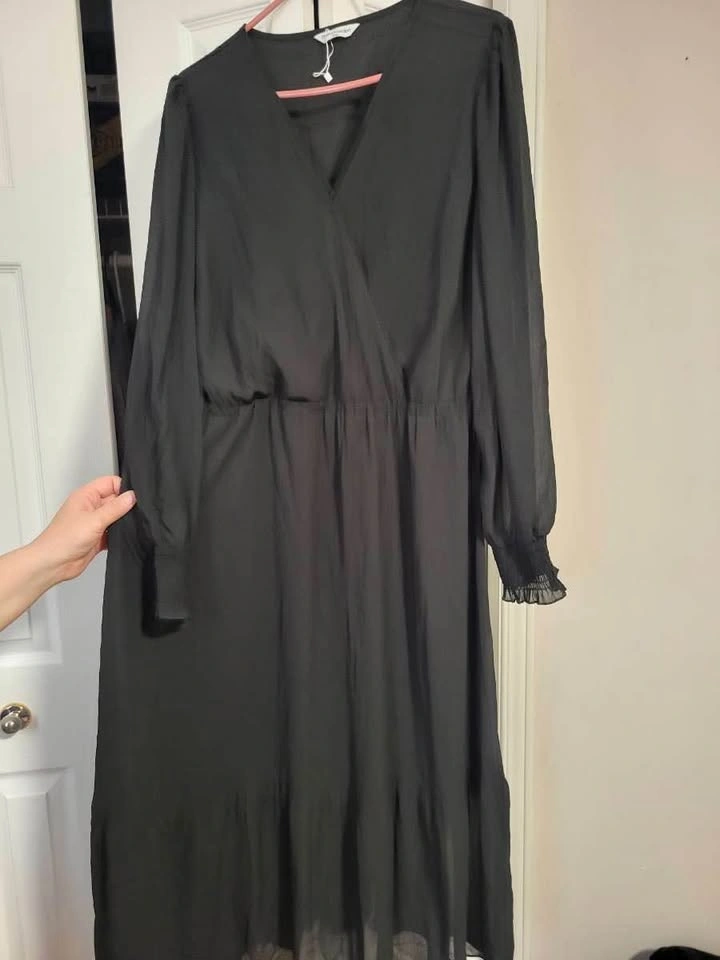 Womens dress - photo 2