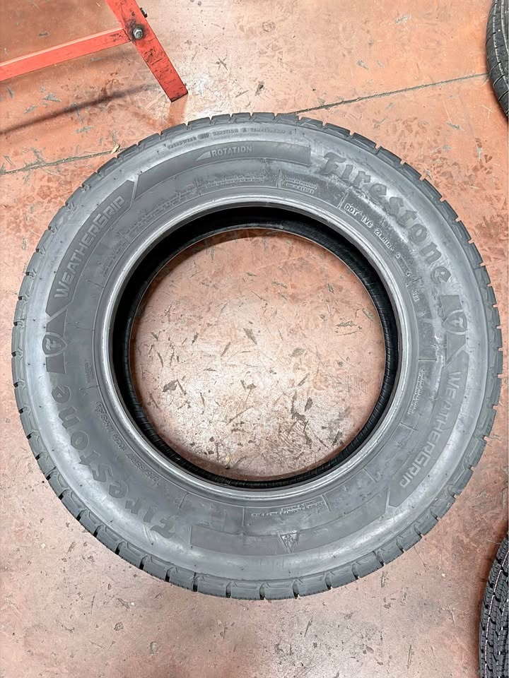2 225/65R17 102H Firestone Weathergrip Tires