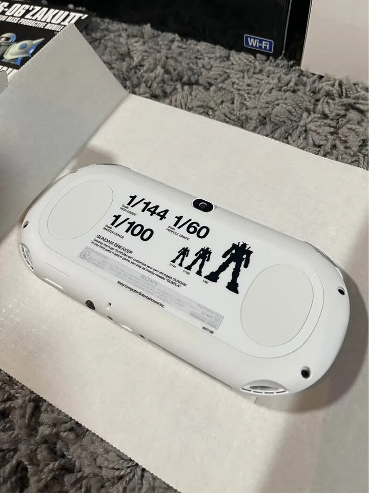 PS Vita Gundam Breaker Starter Pack White Japan Limited Edition image indicator(3)