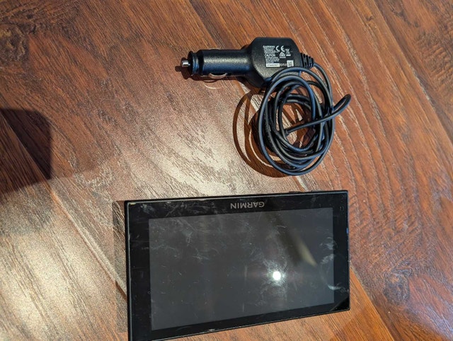 Garmin Nuvi 50LM Lifetime Maps GPS