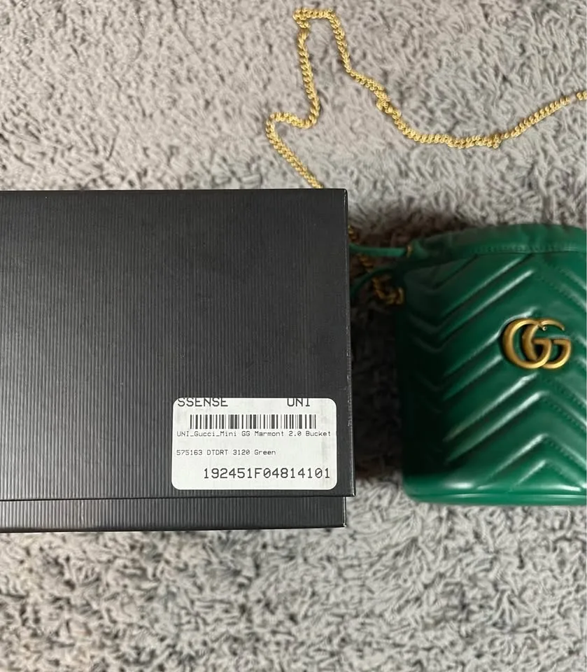 Authentic SSENSE Gucci Mini GG Marmont Bucket Bag Green Leather image indicator(2)