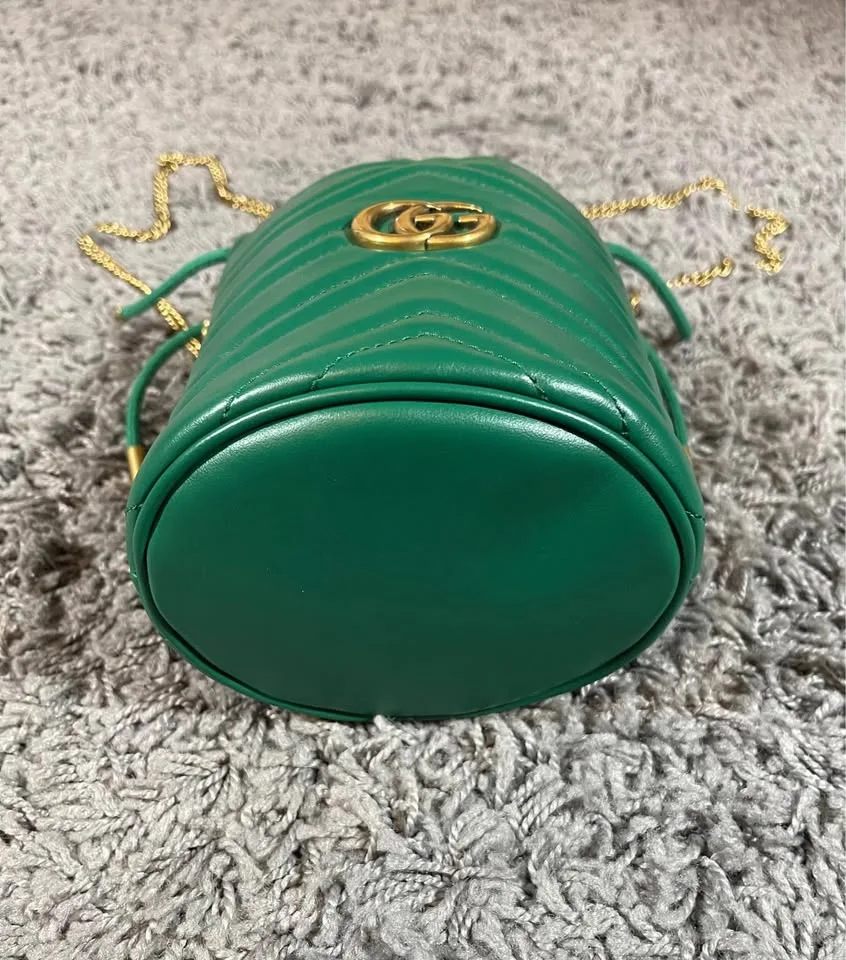 Authentic SSENSE Gucci Mini GG Marmont Bucket Bag Green Leather image indicator(3)