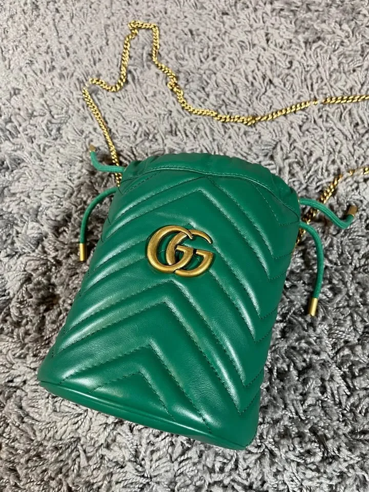 Authentic SSENSE Gucci Mini GG Marmont Bucket Bag Green Leather image indicator(8)