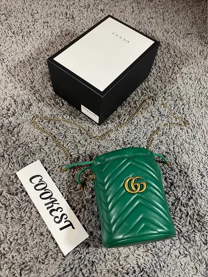 Authentic SSENSE Gucci Mini GG Marmont Bucket Bag Green Leather image indicator(10)