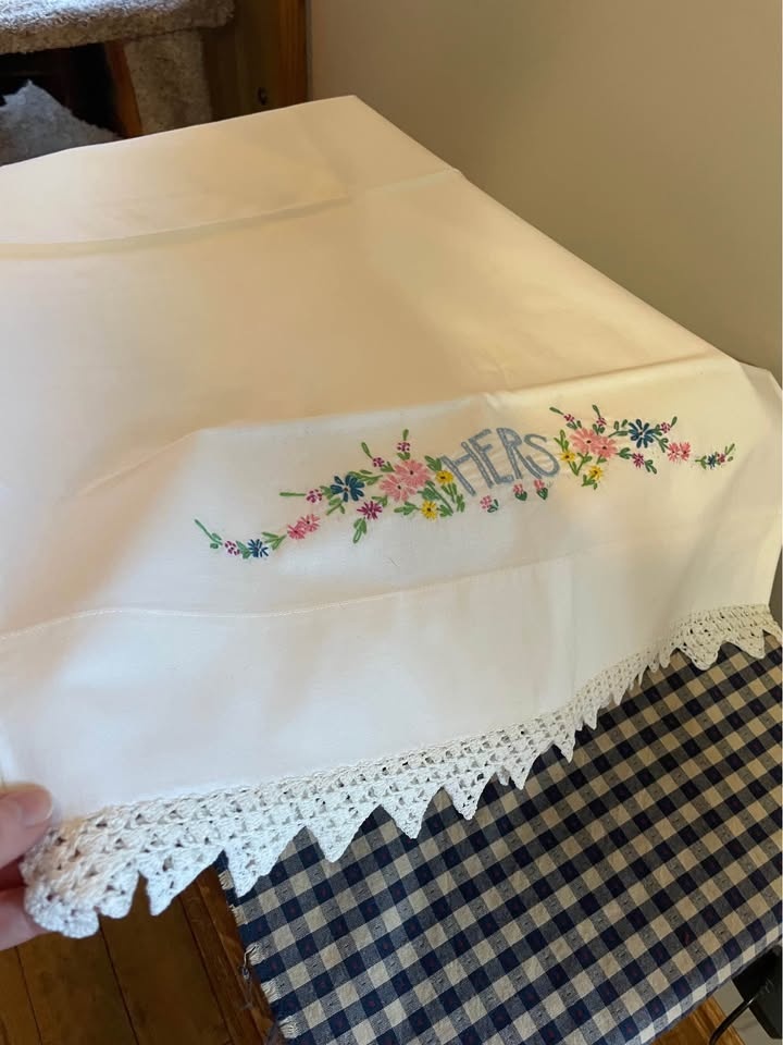 His and Hers Embroidered Pillowcases - photo 2
