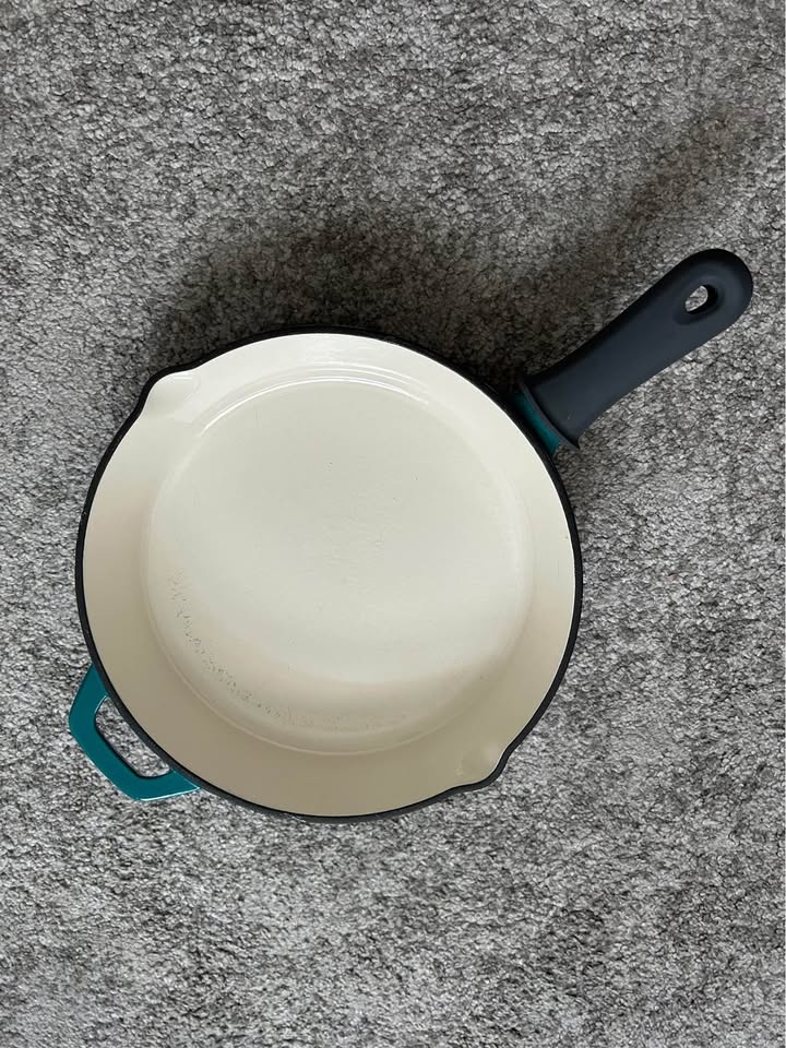 Tramontina Cast Iron Skillets - 2 pieces - photo 2