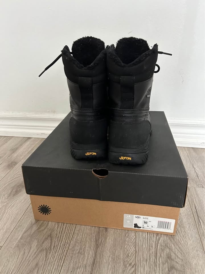 UGG (M Felton) - Men’s size 10 - photo 3