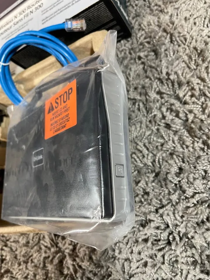 D-Link Wireless N 300 Fast Wifi Router image indicator(10)