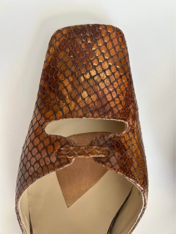 Etienne Aigner Tan Snakeskin Leather Sandals - photo 3