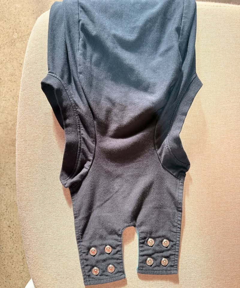 Dog Surgery Recovery Suit (Medium)