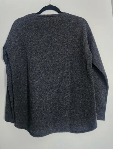 C by Bloomingdale's Dark Charcoal Cashmere Sweater Gold Thread S - photo 3