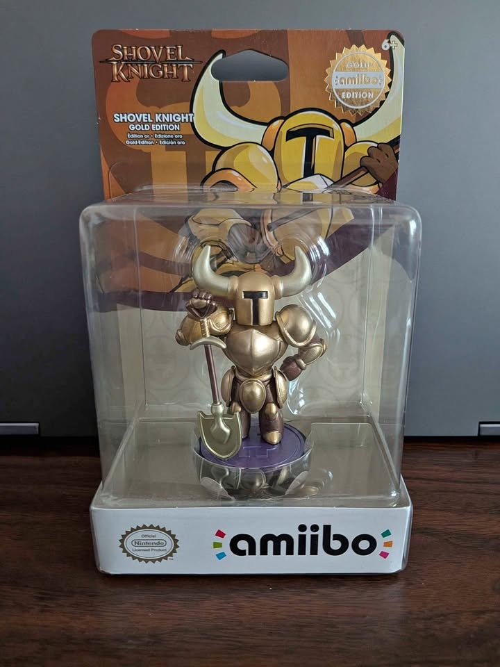 Golden Shovel Knight Amiibo