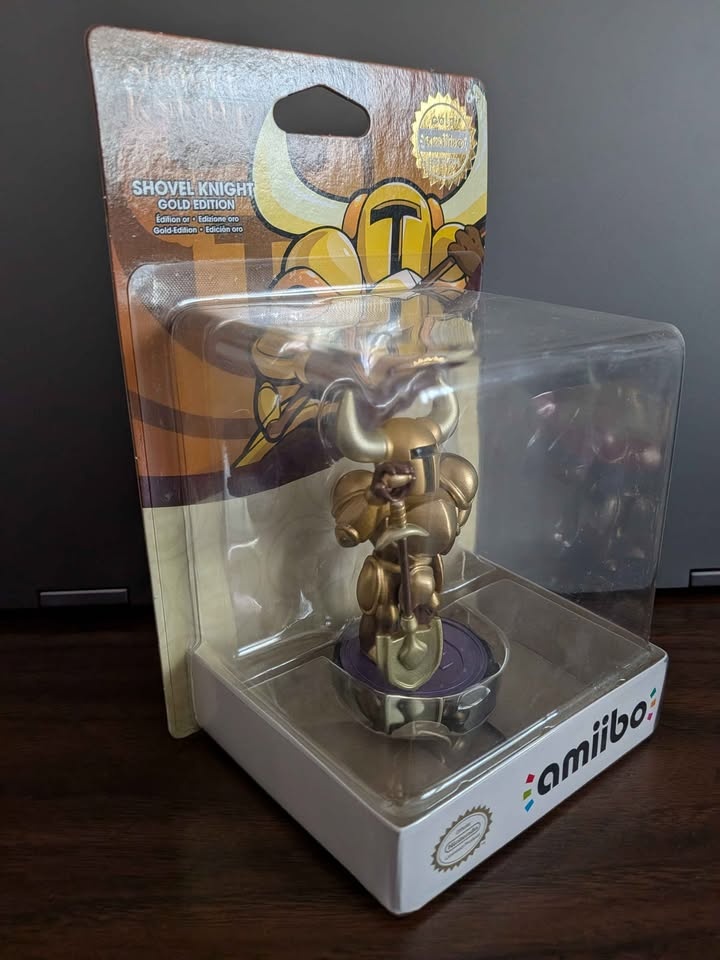 Golden Shovel Knight Amiibo - photo 2