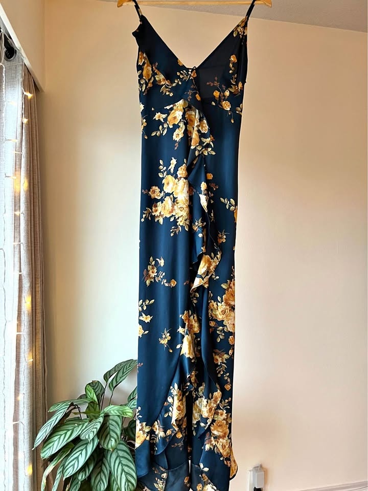 Scoop Floral Maxi Dress