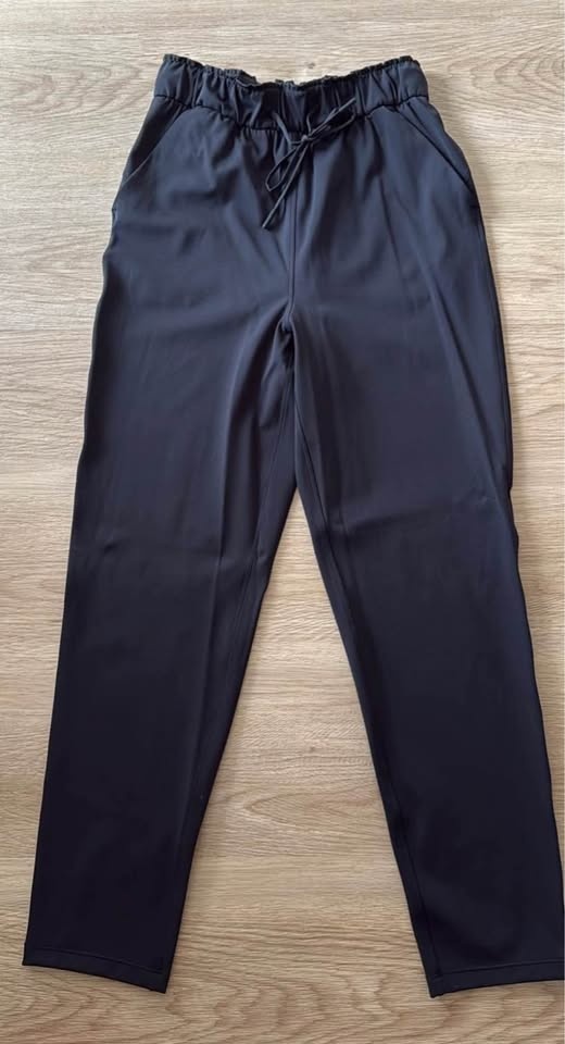 Lululemon Stretch High Rise Pant Size 4 Black 7/8 - photo 2