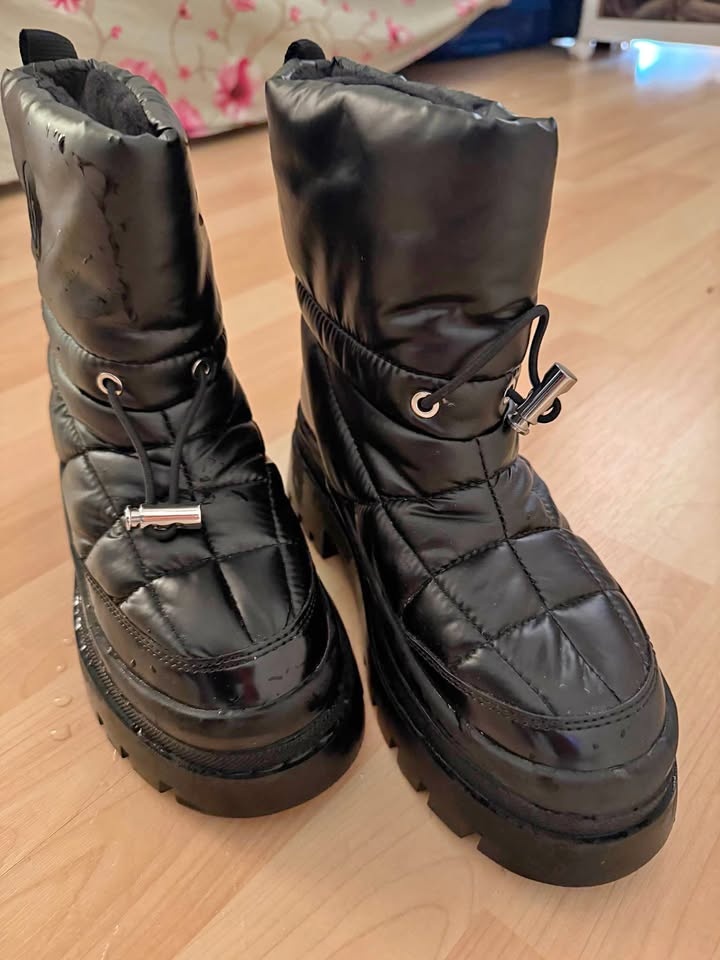 ALDO Black Winter Boots Size 6 – Like New