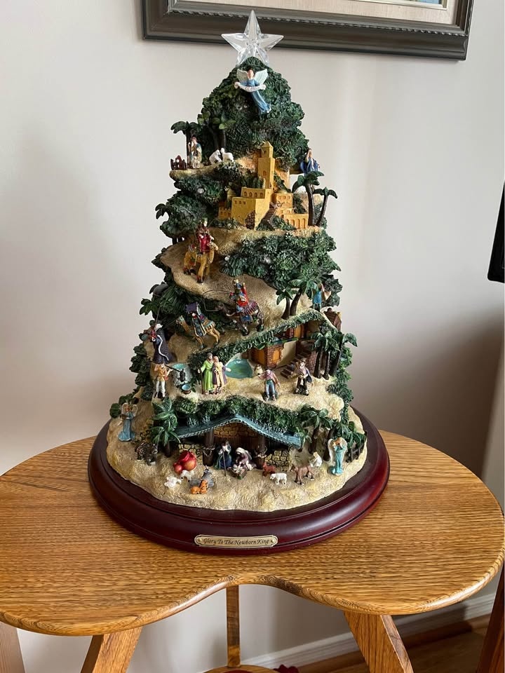 Thomas Kinkade Nativity Tree - photo 5