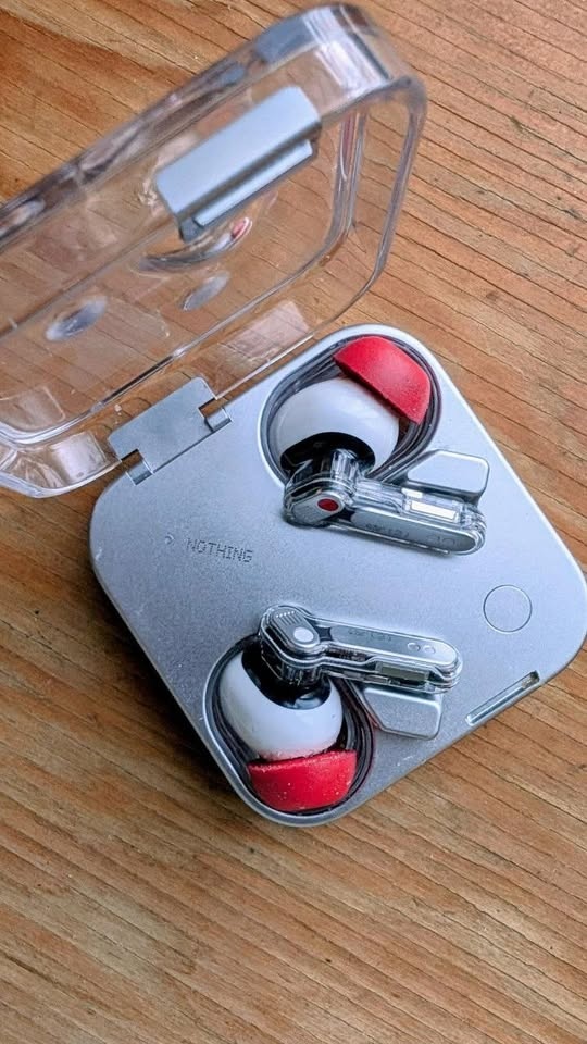 Nothing Ear (3) - Like new - photo 3