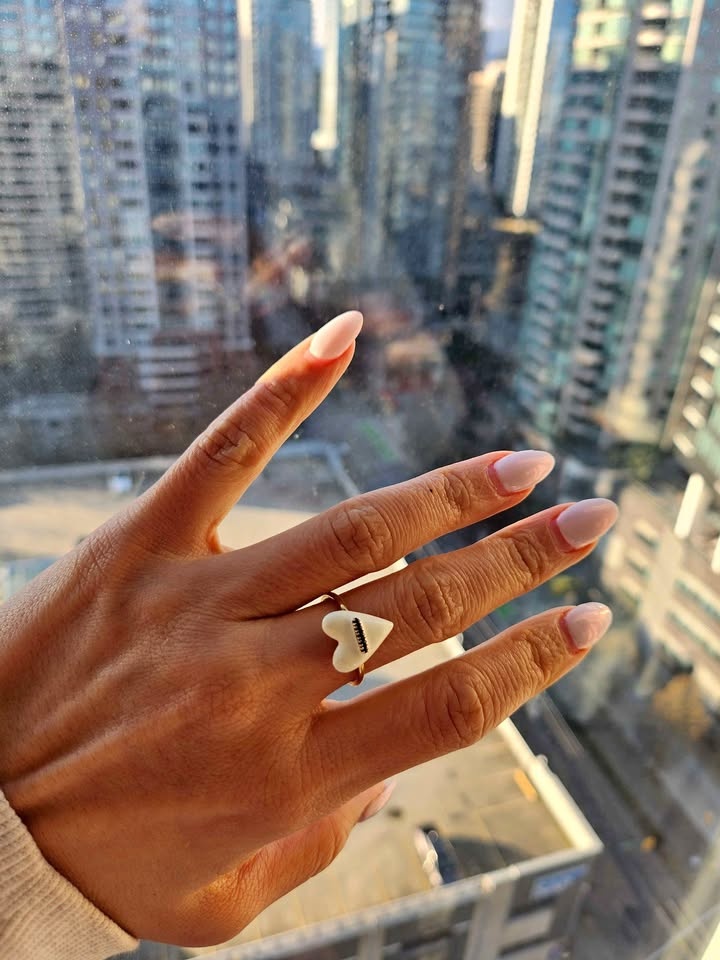 Mejuri Heart Ring, size 7
