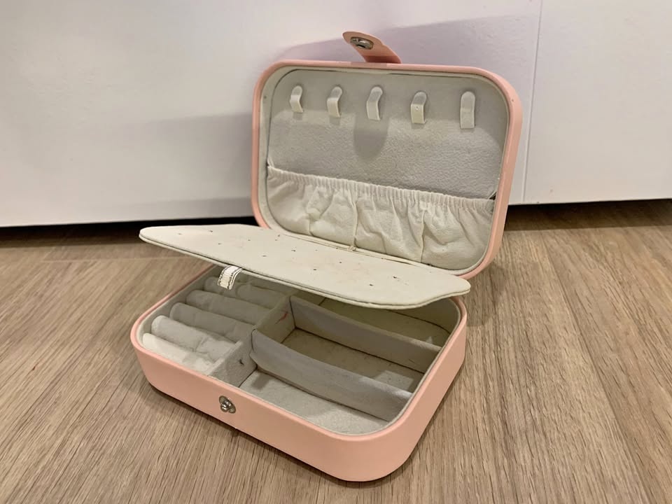 Luxury Stylish Portable Travel Pink Jewelry Box Organizer