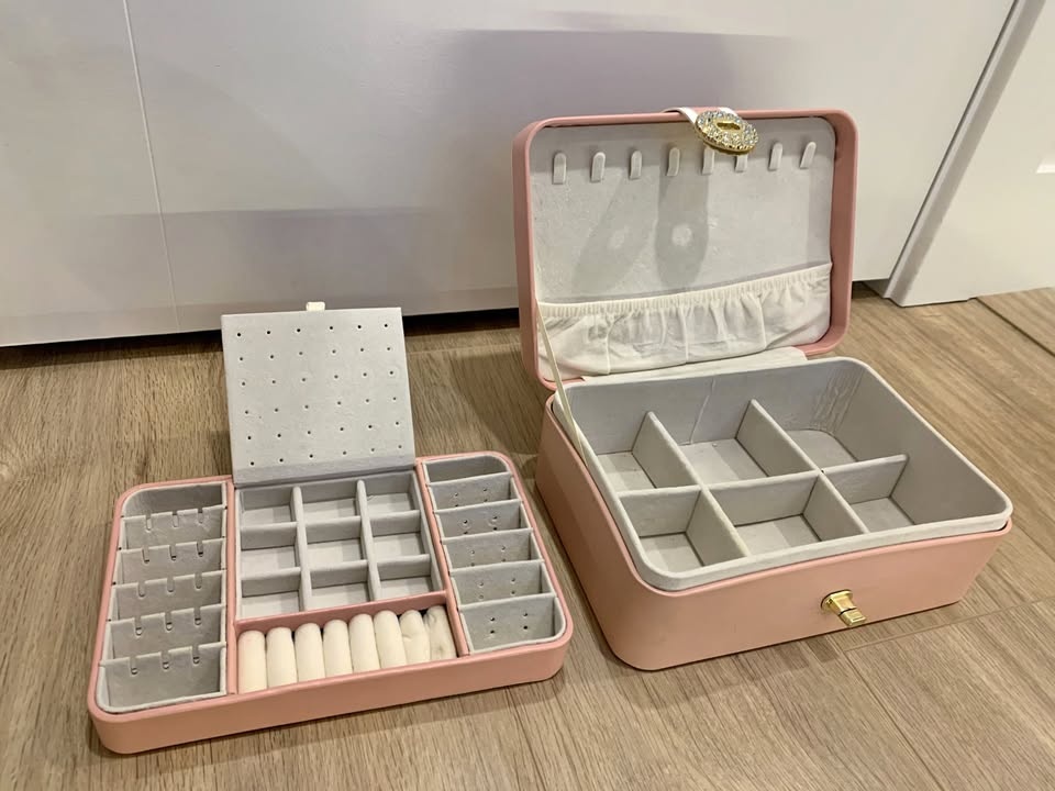 Large Pink Luxurious Jewelry Storage Box