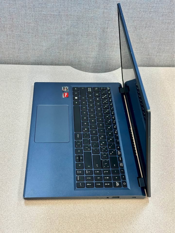 Acer Aspire 3 15" AMD Ryzen 5 7000 Series Laptop - photo 2