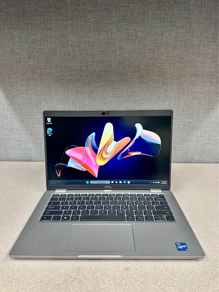 Dell Latitude 5420 Laptop + MS office & Laptop bag
