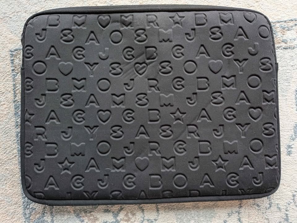 Marc by Marc Jacobs Black Laptop Sleeve - photo 2