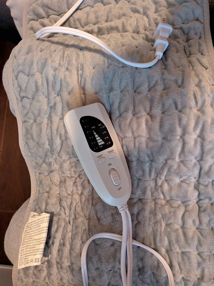 Grey Electric Heating Pad w Controller