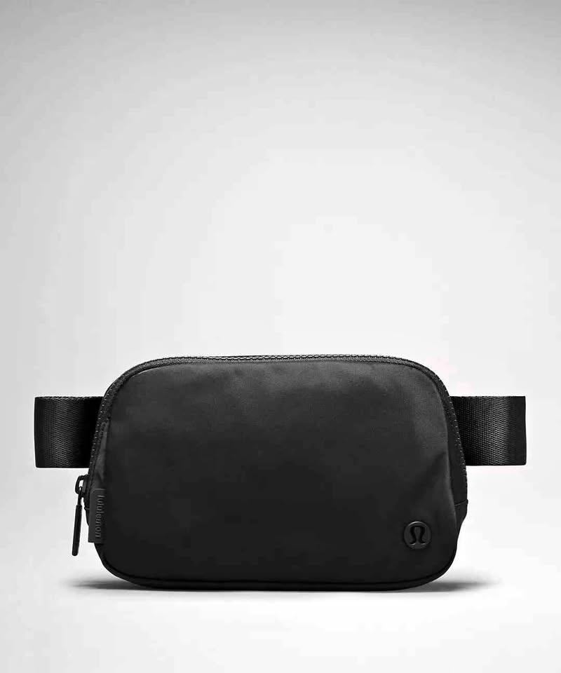 Lululemon Everywhere Belt Bag Black