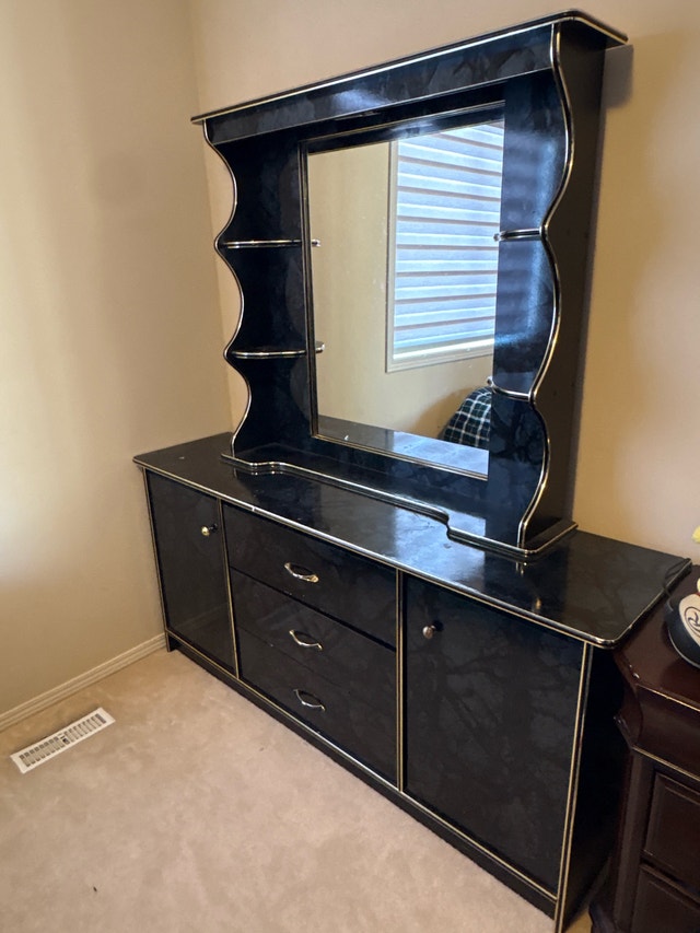 Vintage Dresser With Mirror