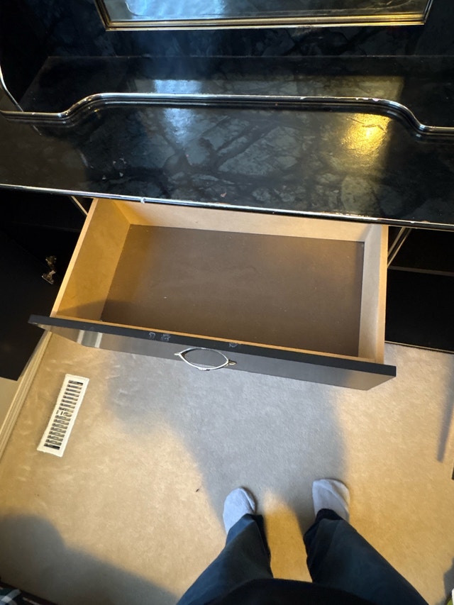 Vintage Dresser With Mirror - photo 4